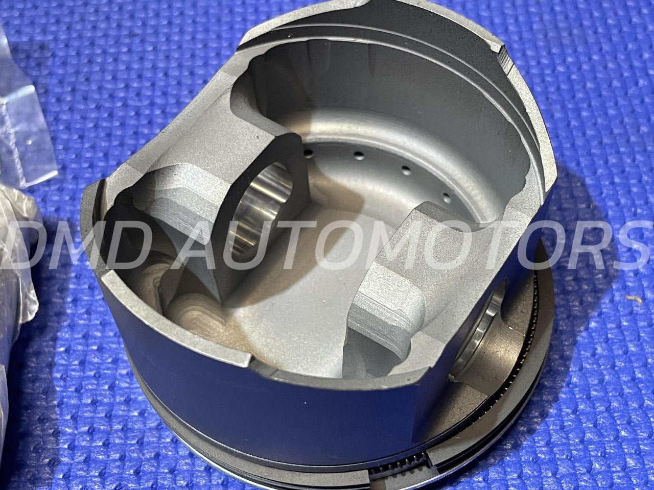 PISTONI ASSO STAMPATI PER FIAT 500/126 ⌀ 82 MM, DUE SEGMENTI, COMPRESSIONE 25, SPINOTTO 20